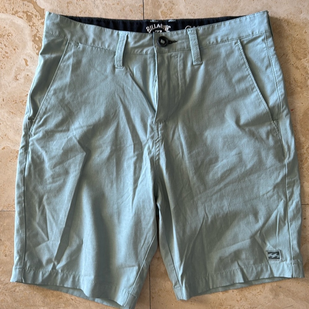 Men’s size 28 Billabong shorts, light sage color. Submersibles line